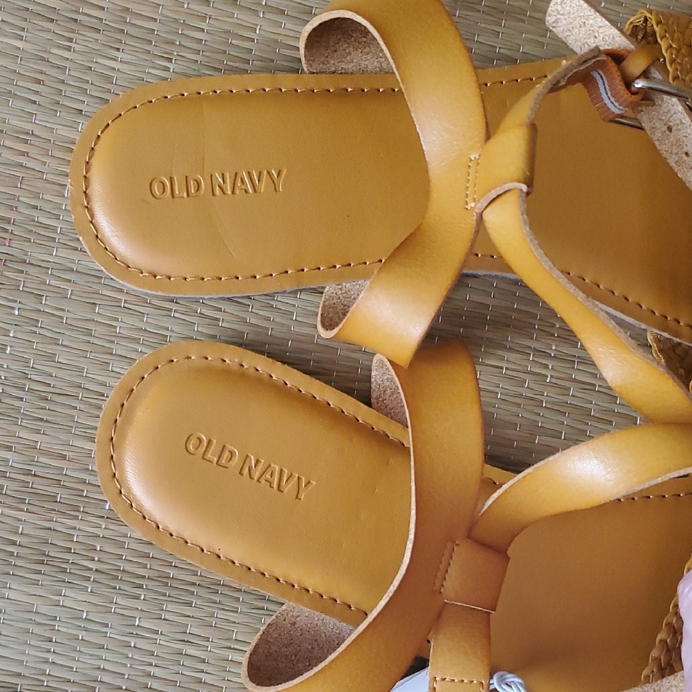 Cognac Woven Band Sandals - Size 10 NWT - Picture 3 of 6
